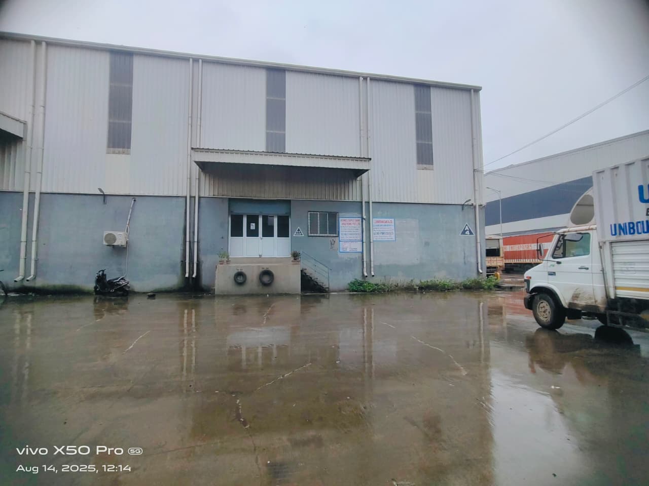 Hermes Mankoli warehouse facility view 2